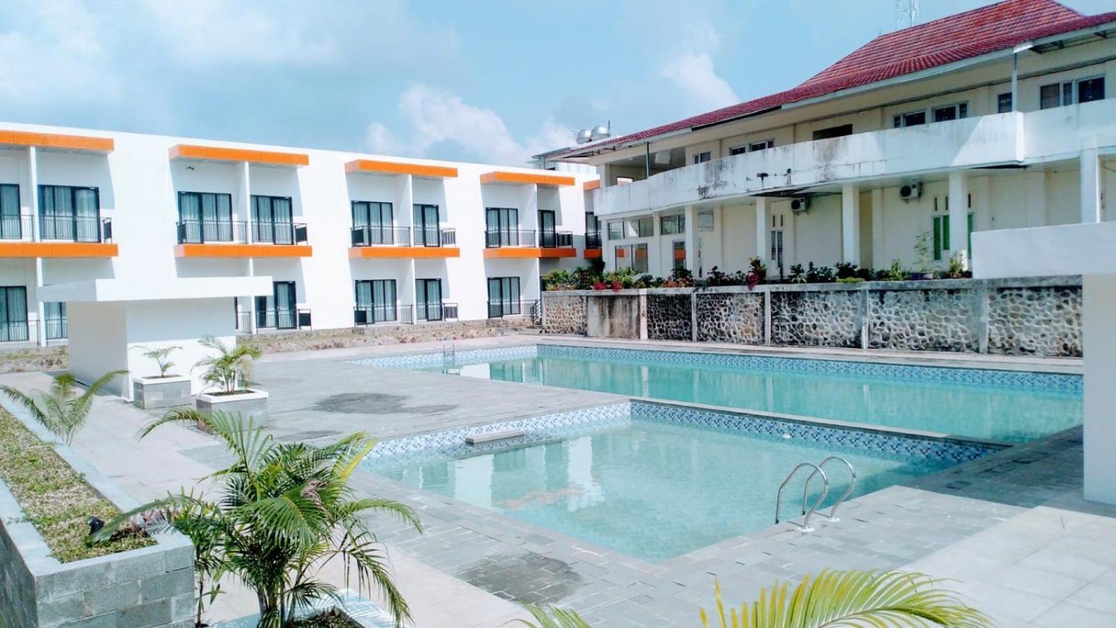 Graha Serasan Seandanan Hotel Banding Agung Exterior photo